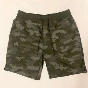 T.H.E. Short 9” Linerless